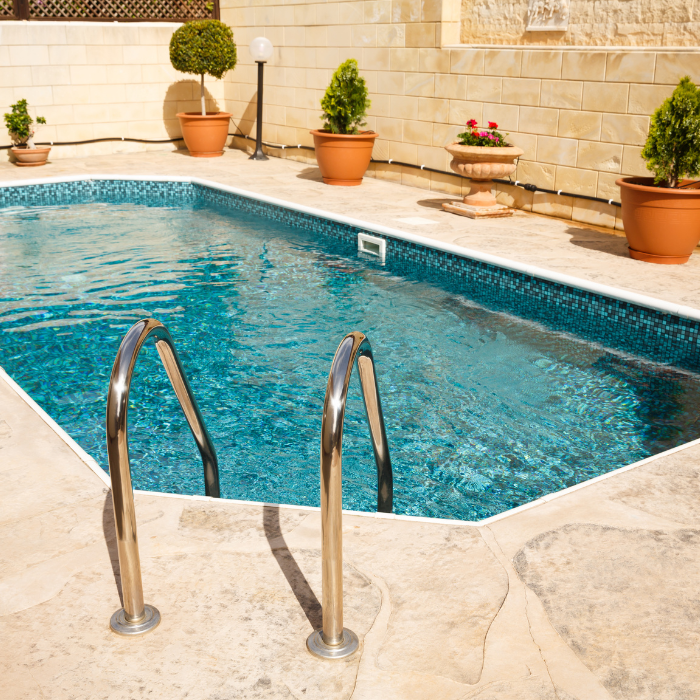 Mosaique piscine6 — chantier de carrelage à La Londe-les-Maures