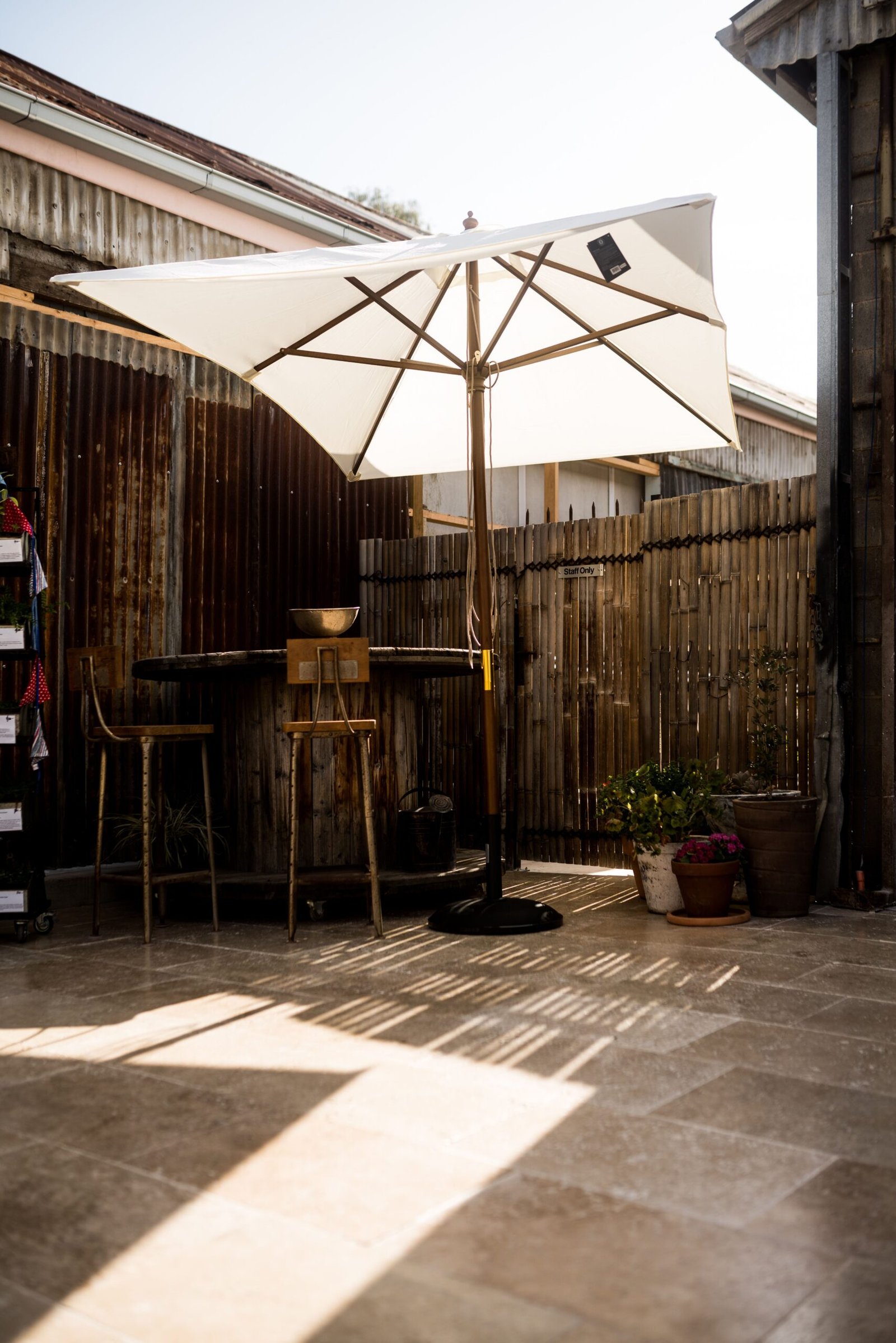 Travertin 2 — chantier de carrelage à La Londe-les-Maures